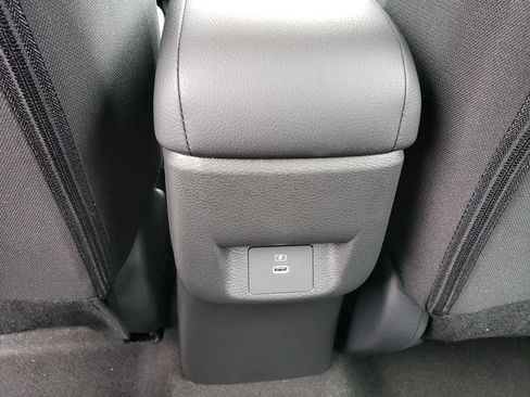 New 2025 Nissan Versa SV image 15