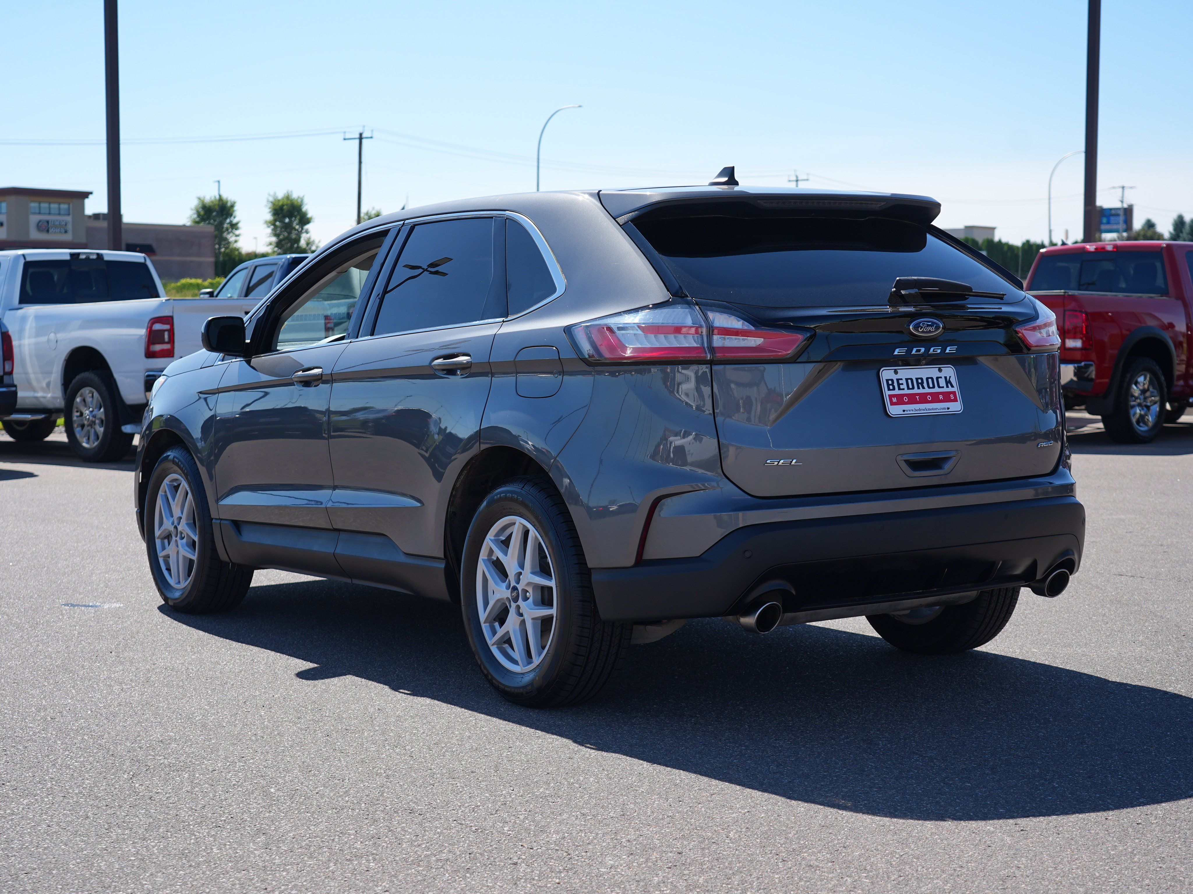 Used 2021 Ford Edge SEL w/ Convenience Package AWD/4WD image 5