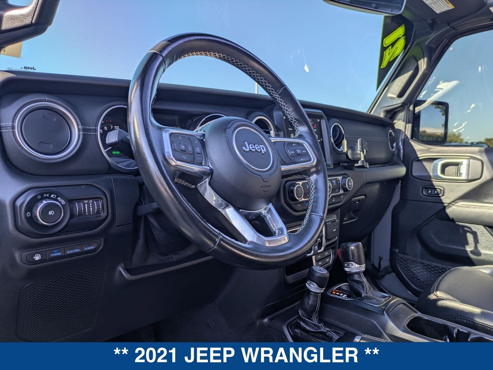 Used 2021 Jeep Wrangler Unlimited Sahara AWD/4WD image 27