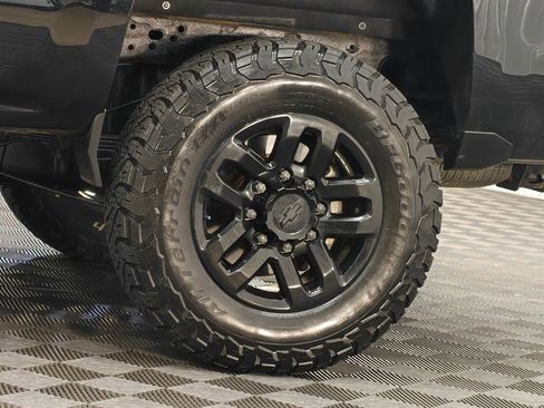 Used 2017 Chevrolet Silverado 2500 LTZ w/ Duramax Plus Package AWD/4WD image 57