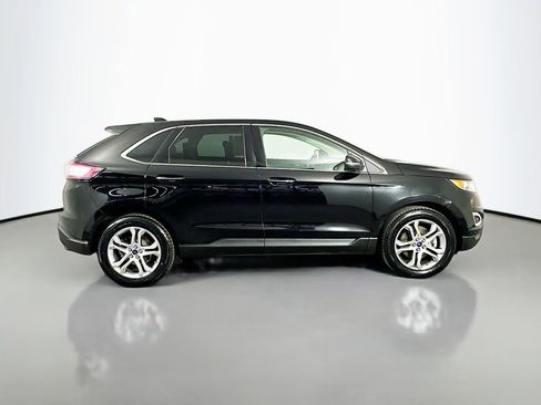 Used 2016 Ford Edge Titanium image 9