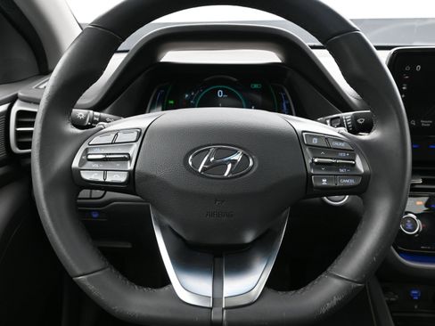 Used 2020 Hyundai Ioniq Limited image 13