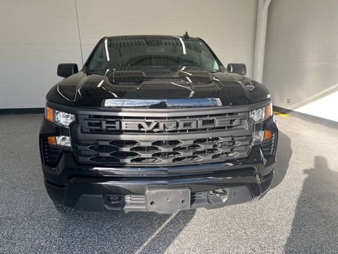 Used 2025 Chevrolet Silverado 1500 Custom Trail Boss w/ Midnight Edition image 9