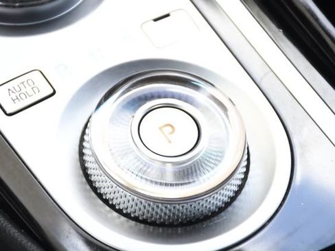 Used 2023 Genesis G80 2.5T image 15