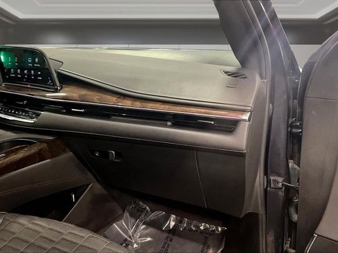 Used 2023 Cadillac Escalade ESV Premium Luxury Platinum w/ LPO, Floor Liner Package AWD/4WD image 27
