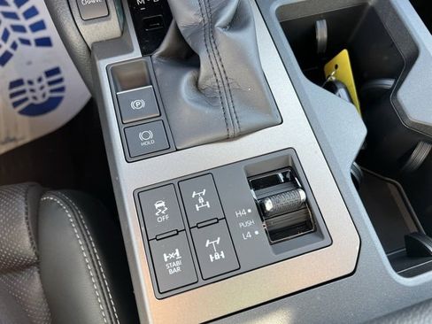 Certified 2025 Toyota Land Cruiser image 28