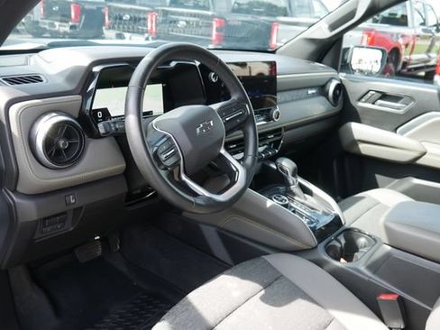 Used 2024 Chevrolet Colorado ZR2 w/ Technology Package AWD/4WD image 16