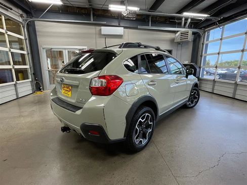 Used 2014 Subaru Crosstrek 2.0i Premium AWD/4WD image 5