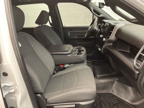 Used 2025 RAM 3500 Big Horn image 29