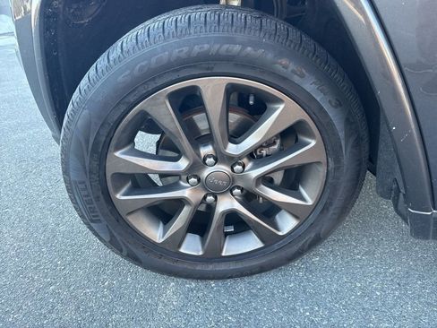 Used 2017 Jeep Grand Cherokee Limited 75th Anniversary image 8