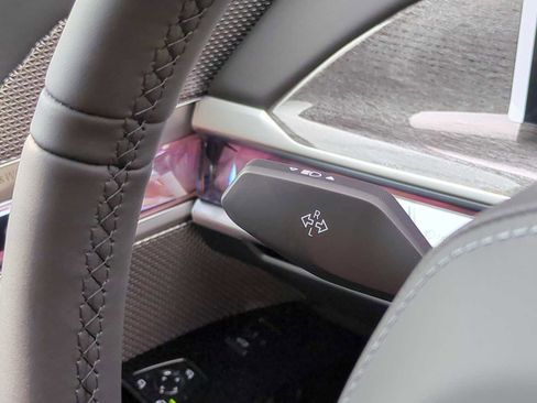 New 2025 BMW 740i xDrive AWD/4WD image 29