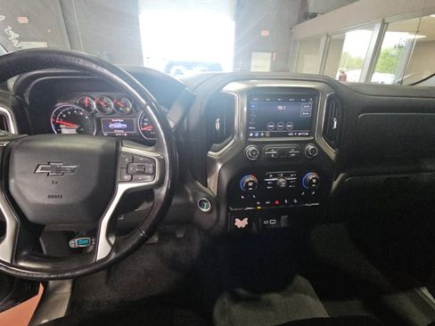 Used 2019 Chevrolet Silverado 1500 RST w/ True North Edition AWD/4WD image 8