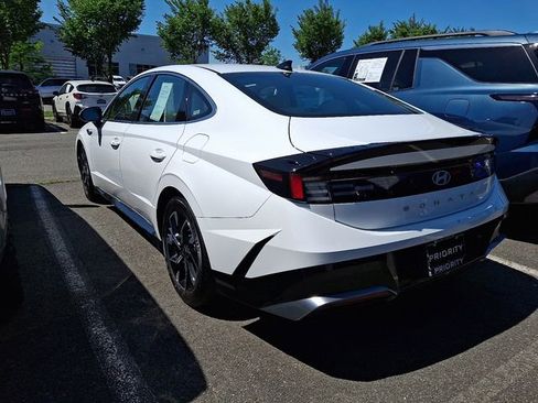 Used 2025 Hyundai Sonata SEL FWD image 6