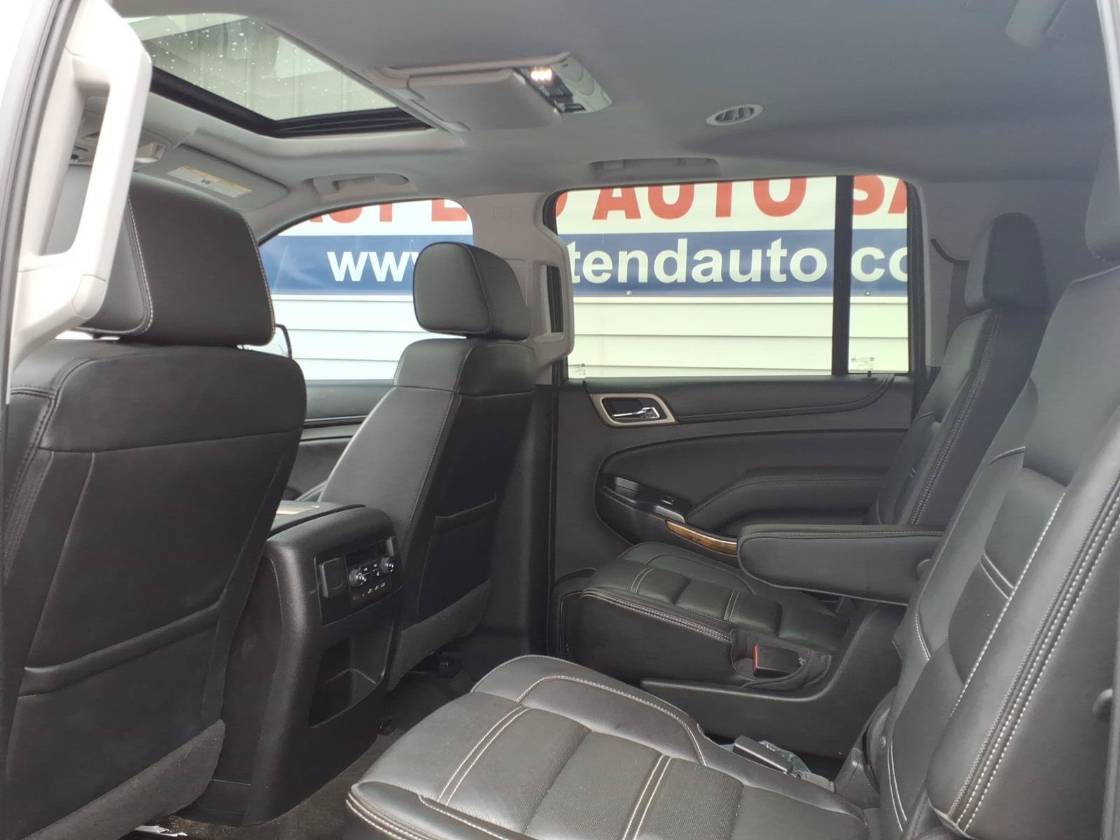 Used 2017 GMC Yukon XL Denali w/ Open Road Package AWD/4WD image 11
