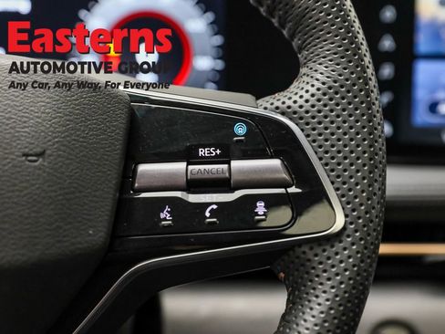 Used 2024 Nissan Ariya FWD image 15