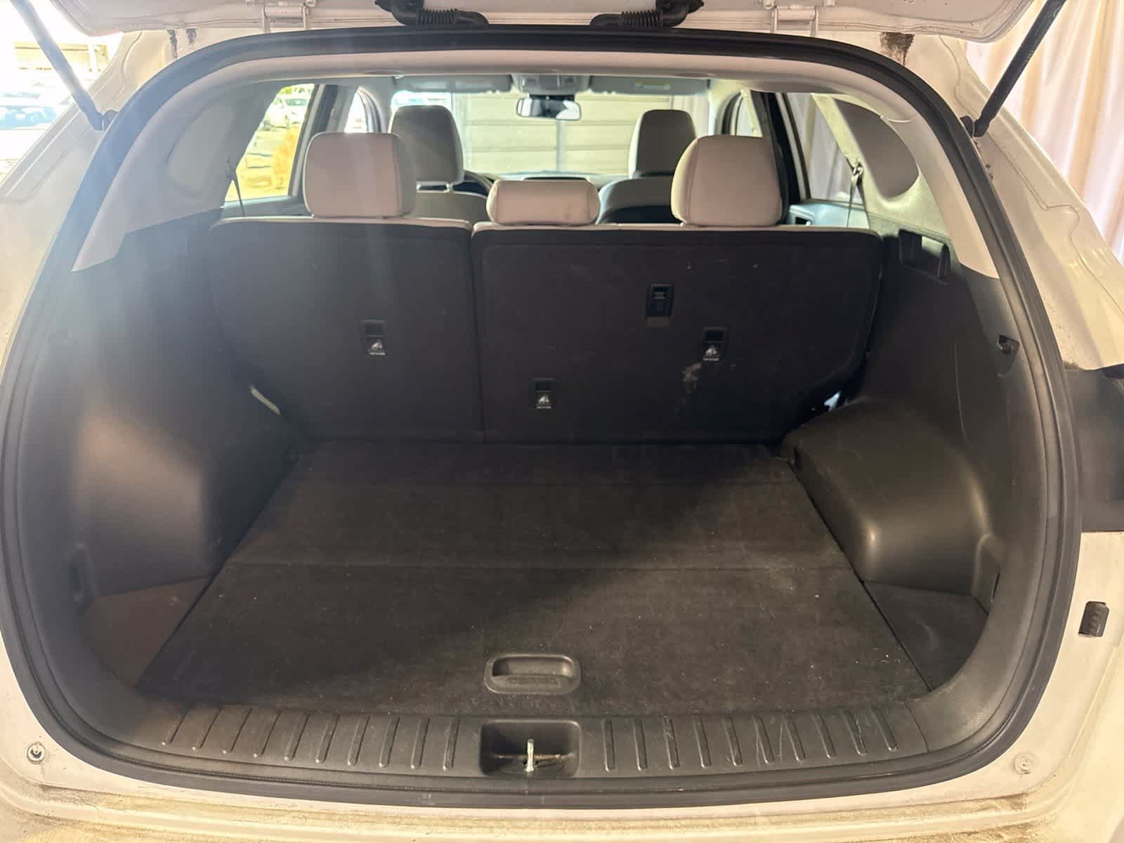 Used 2020 Hyundai Tucson SE AWD/4WD image 16