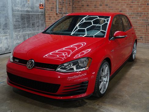 Used 2016 Volkswagen GTI S image 7