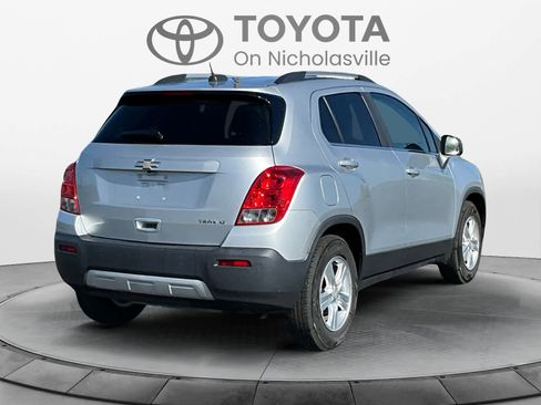 Used 2016 Chevrolet Trax LT w/ LT Convenience Package FWD image 6