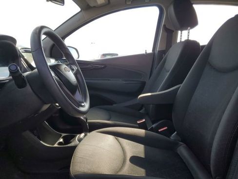 Used 2021 Chevrolet Spark LT image 17