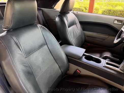 Used 2007 Ford Mustang GT Premium RWD image 42