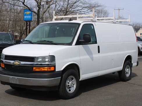 Used 2022 Chevrolet Express 2500 Work Van w/ Driver Convenience Package image 2