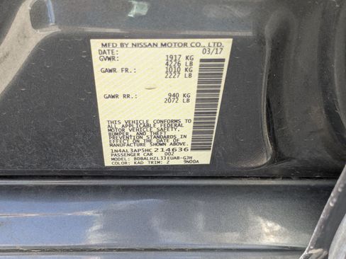 Used 2017 Nissan Altima 2.5 SR w/ Midnight Edition Package FWD image 35