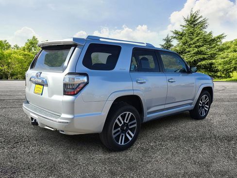 Used 2014 Toyota 4Runner Limited image 7