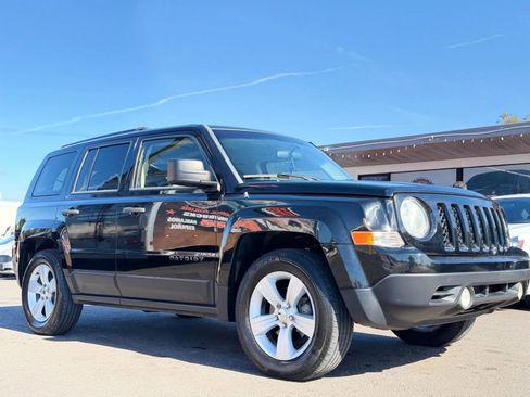 Used 2014 Jeep Patriot Sport w/ Southwest Package image 10