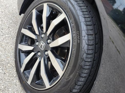 Used 2015 Honda Civic EX-L image 4