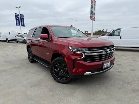Used 2021 Chevrolet Tahoe LT w/ LT Signature Package RWD image 1