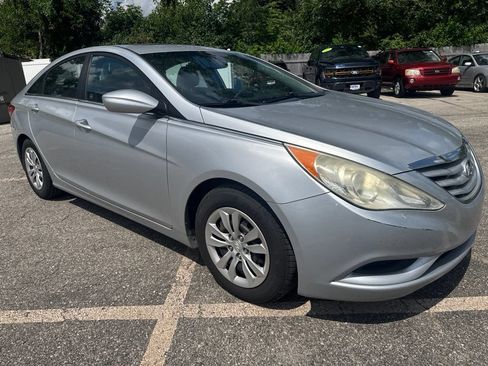 Used 2012 Hyundai Sonata GLS FWD image 3