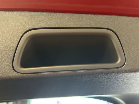 Used 2023 Buick Encore GX Essence w/ Experience Buick Package image 9