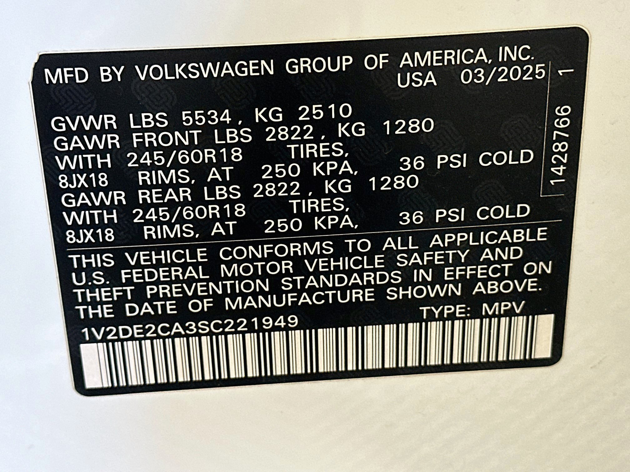 Used 2025 Volkswagen Atlas Cross Sport SE FWD image 12