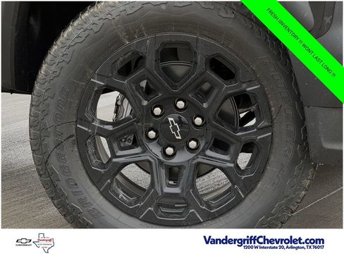 New 2026 Chevrolet Colorado Trail Boss w/ Midnight Edition AWD/4WD image 6
