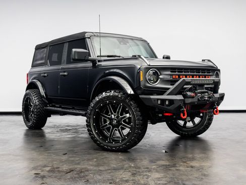 Used 2023 Ford Bronco Big Bend image 2