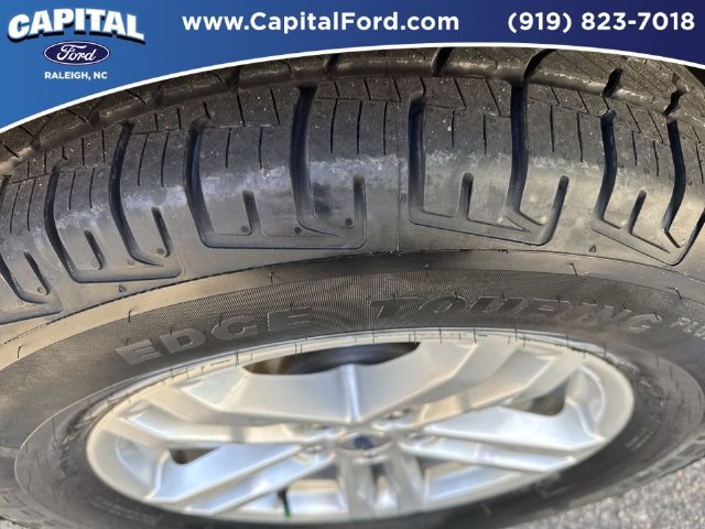 Certified 2024 Ford Explorer XLT w/ Equipment Group 202A RWD image 14