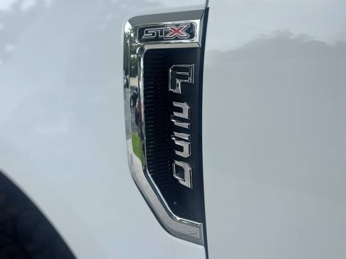 Used 2019 Ford F250 XL w/ Power Equipment Group AWD/4WD image 4
