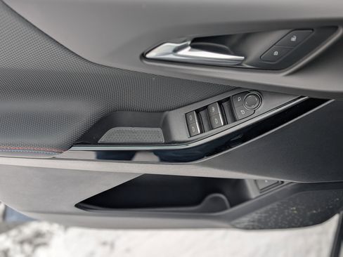 New 2026 Chevrolet Equinox RS image 23