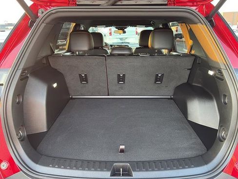 Used 2026 Chevrolet Equinox ACTIV image 11