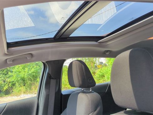 Used 2024 Chevrolet Malibu LT image 12