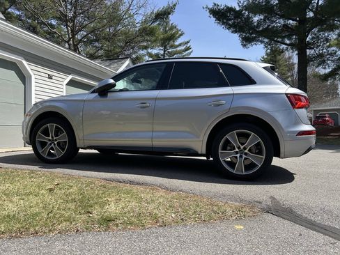 Used 2019 Audi Q5 2.0T Premium Plus w/ Premium Plus Package AWD/4WD image 22