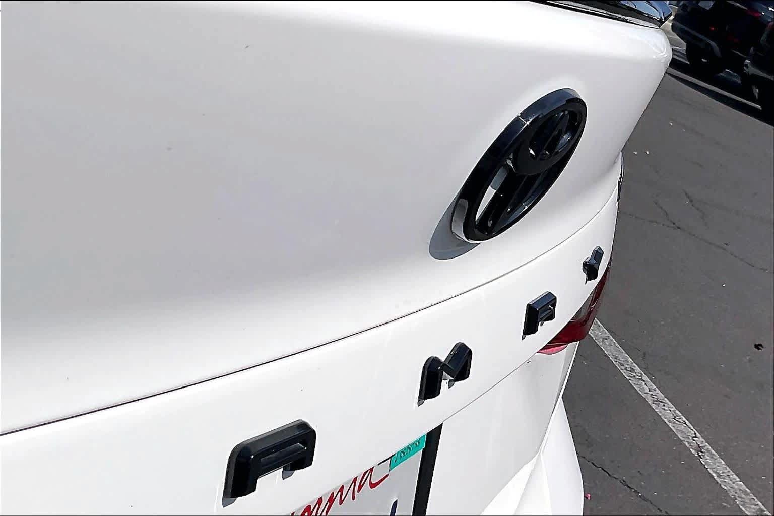 Used 2025 Toyota Camry LE FWD image 30