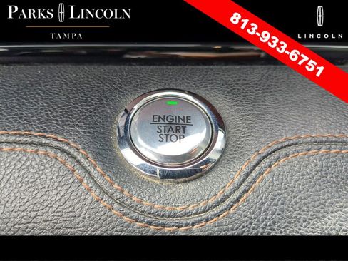 Used 2021 Lincoln Navigator Reserve w/ Luxury Package AWD/4WD image 32