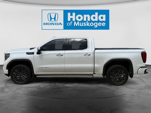 Used 2024 GMC Sierra 1500 Denali Ultimate AWD/4WD image 8