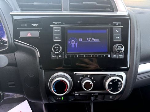 Used 2019 Honda Fit LX image 15