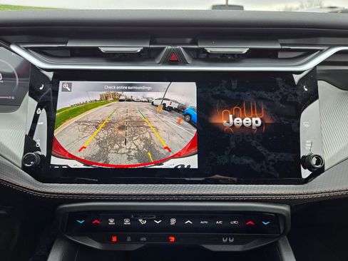 New 2026 Jeep Cherokee Limited AWD/4WD image 21