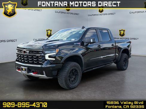 Used 2023 Chevrolet Silverado 1500 ZR2 w/ Technology Package AWD/4WD image 1