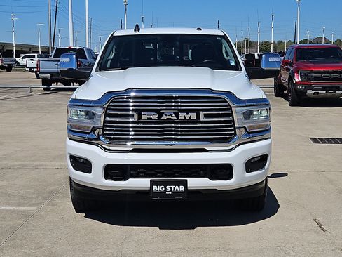 Used 2024 RAM 2500 Laramie AWD/4WD image 10