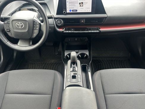 Used 2024 Toyota Prius Prime SE image 15