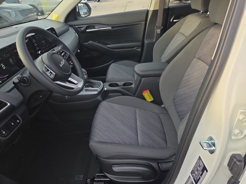 New 2026 Kia Seltos LX image 4